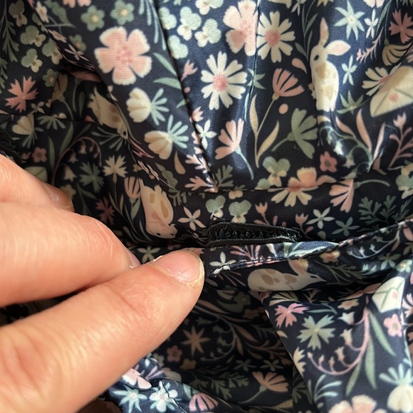 H&M fleece lined windbreaker - Picture 4 of 4